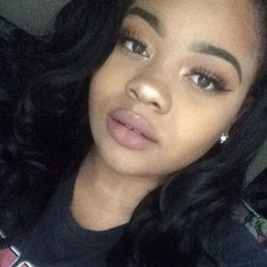 Meet your Posher, Brianna